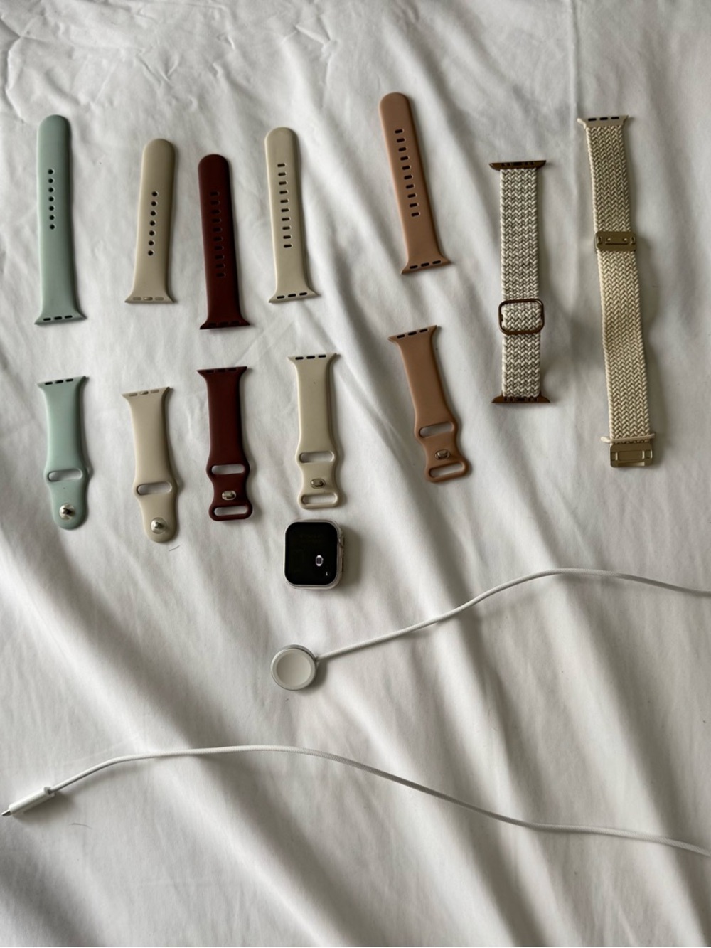 Apple Watch Series 9 + 8 Bands Bundle (Fits 38/40/41/42/44/45/46/49mm)